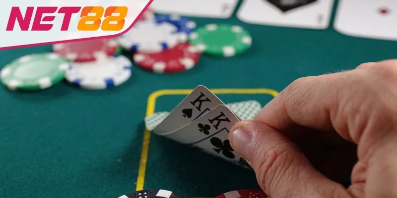 Mẹo chơi poker chắc thắng cho các tân thủ năm 2024